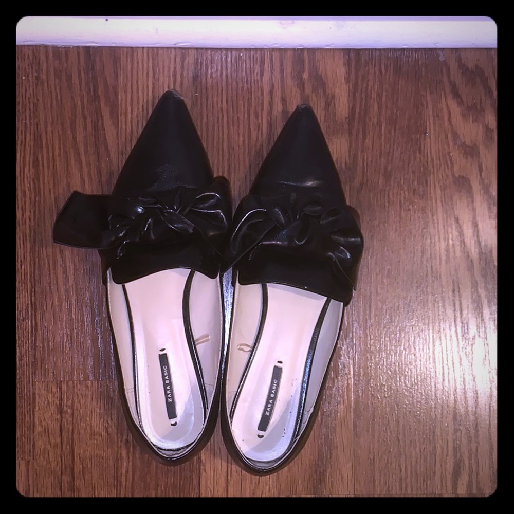 ZARA flat black leather shoes 👞